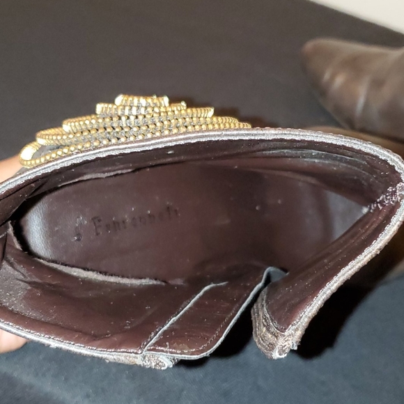 Brown Heel Ankle Boots with spiral on side - Picture 5 of 5